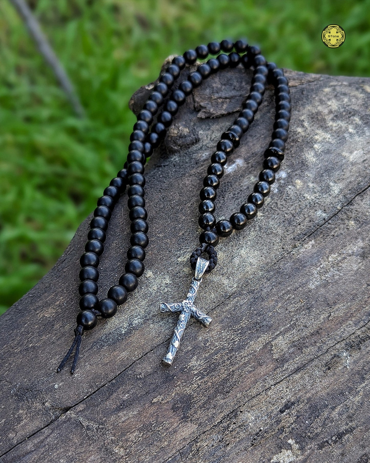 წმინდა ნინოს ჯვარი