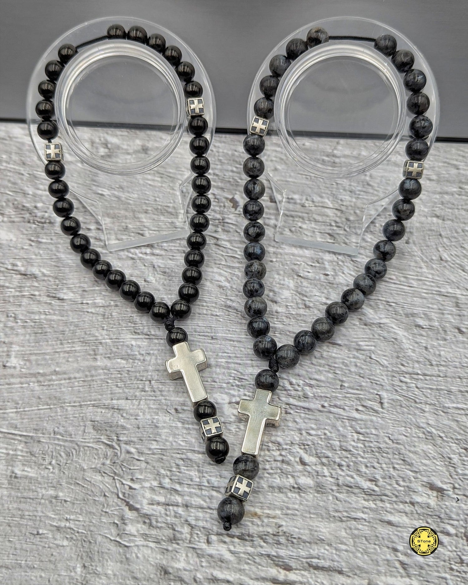 კრიალოსანი